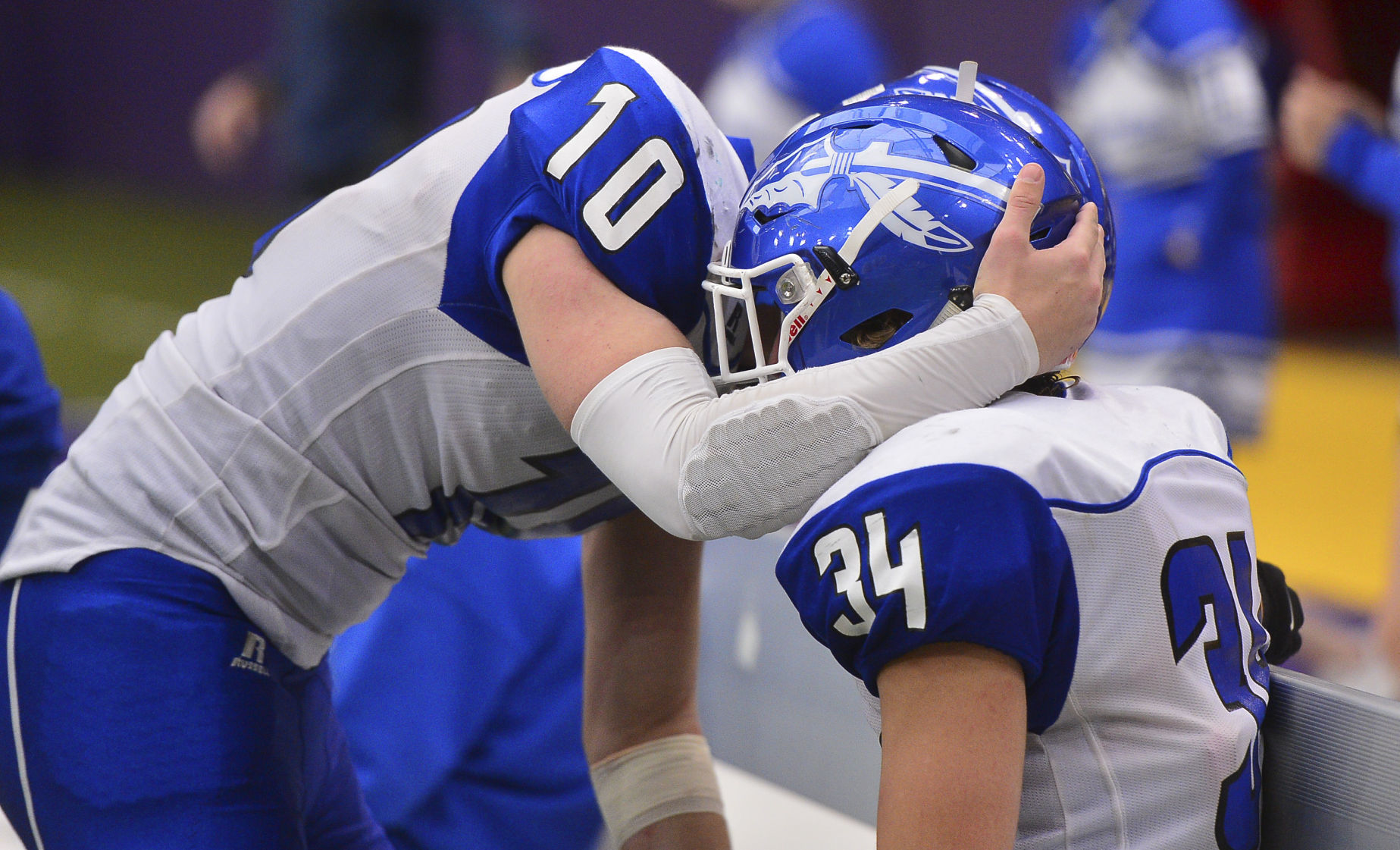 State FBall Rockford vs. New London 25